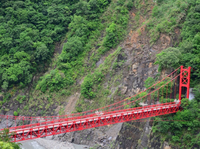 舊巴陵吊橋