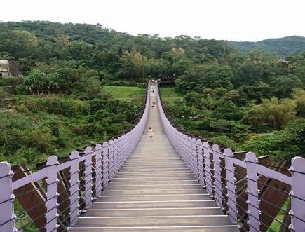 白石湖吊橋